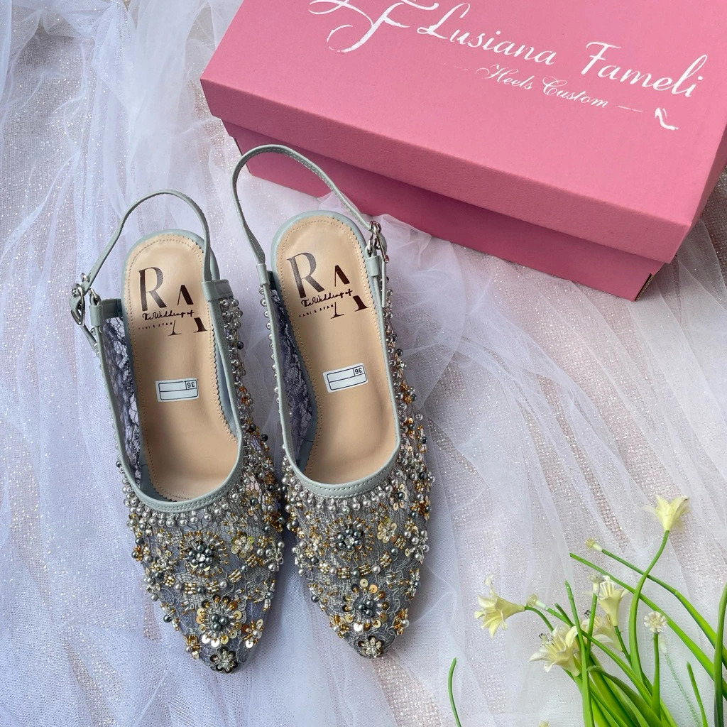 Lusiana fameli | Sepatu full  payet wanita bebas custom warna hak 1 samapi 7 cm sepatu hak tahu wedding shoes kondangan dan acara formal sepatu semi pantofel warna abu silver kode indiyahe