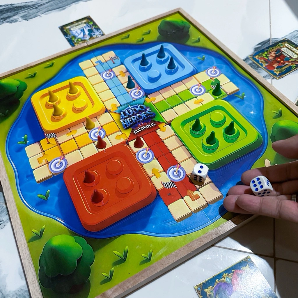 (Elco) Ludo Heroes - Permainan Ludo Kayu (gaya baru)