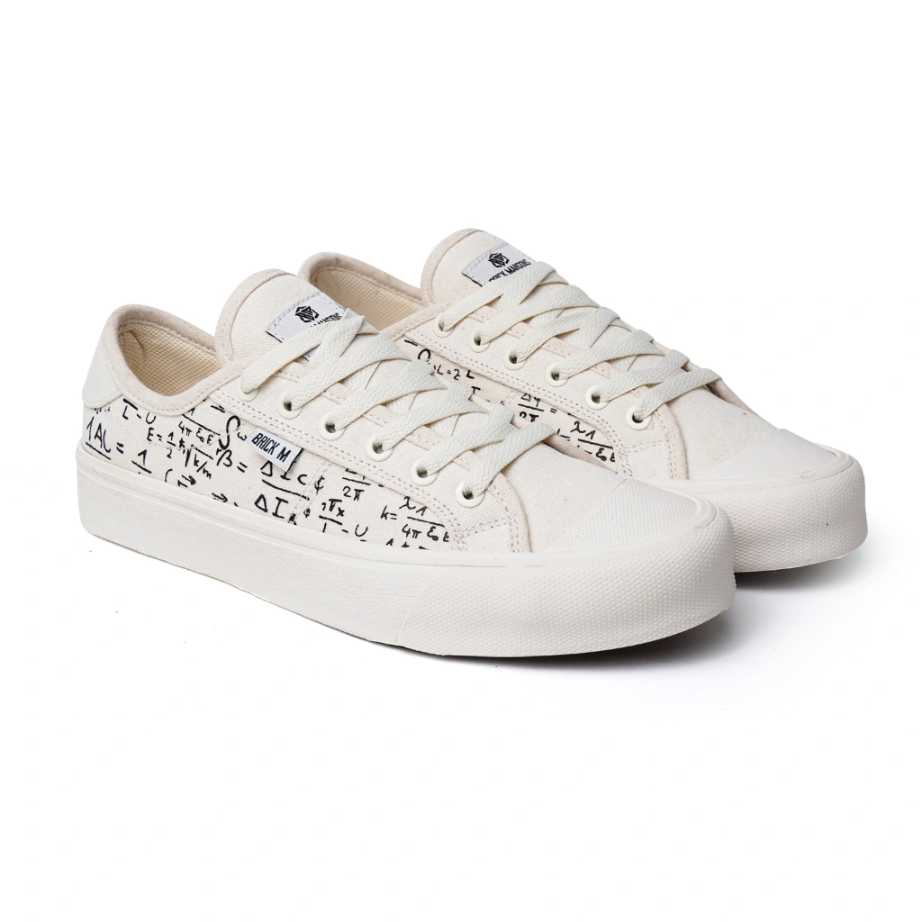 Brick Mansions - Urban Street Einstain Off White Sepatu Sneakers Casual Pria Wanita
