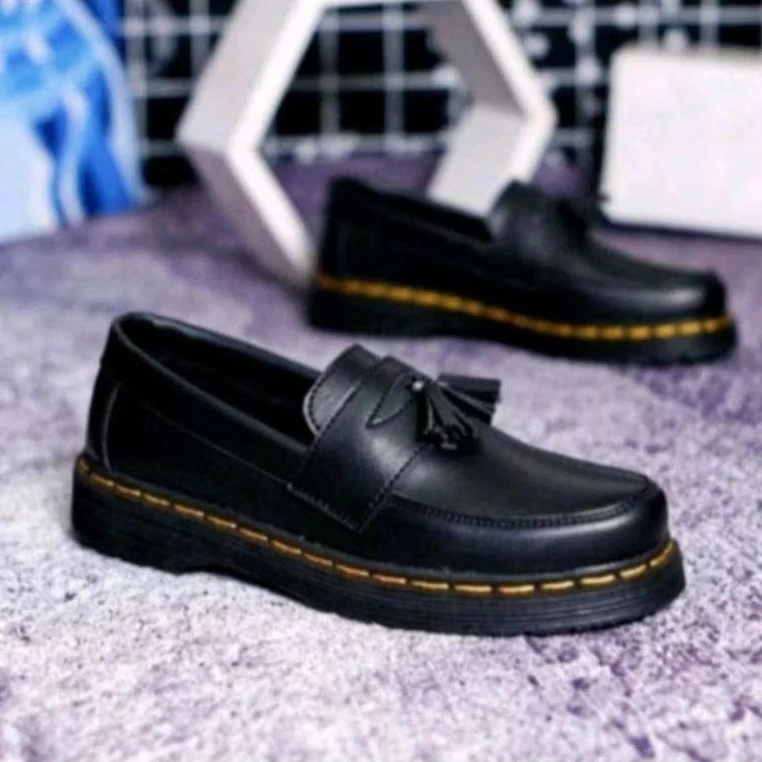 Sepatu Docmart Penny Loafers Pria Wanit Santai Slip On Hitam Casual Formal Santai Pesta Kantor Cowok