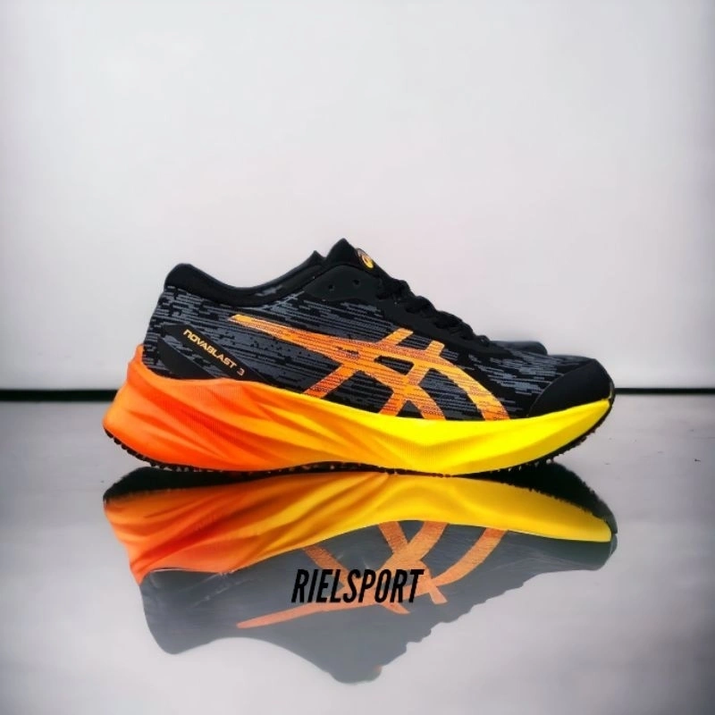 SEPATU RUNNING PRIA//SEPATU OLAHRAGA PRIA/SEPATU JOGING//SEPATU SNAKERS