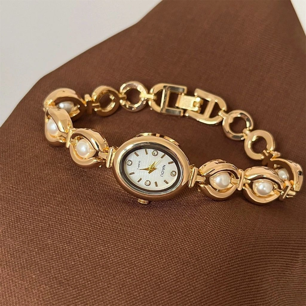 Barbee Jam tangan wanita desain retro mutiara, gelang mewah, dan jam tangan mewah yang sedang tren.