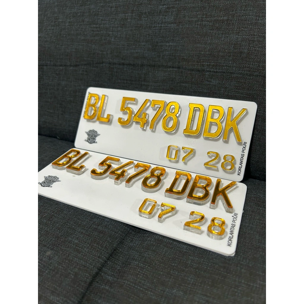 Aksesoris Plat motor Gold terbaru