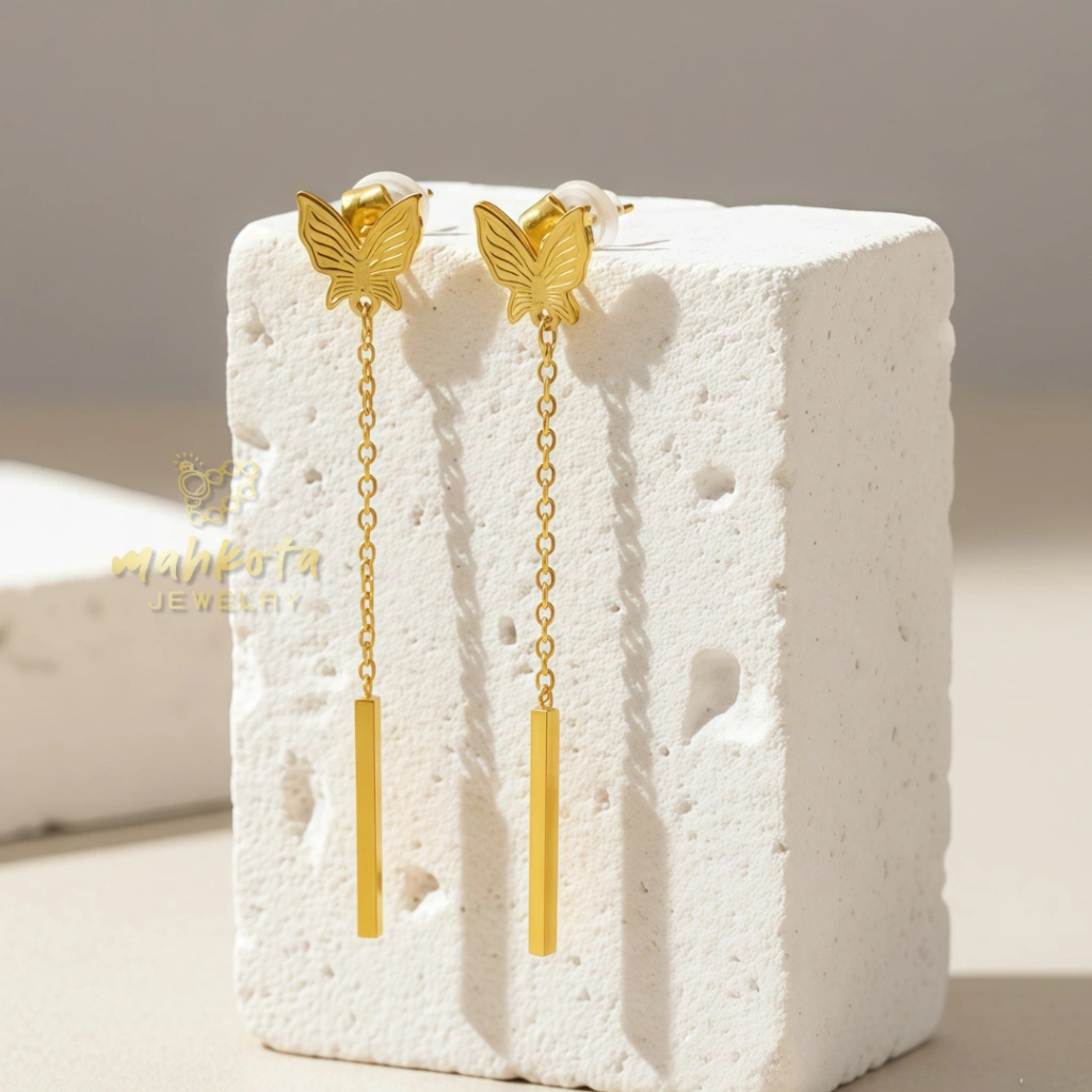 A149 Anting Titanium Wanita Korean 6X 18K Gold Plated • Anting Juntai Kupu-Kupu • Anti Karat Anti Luntur • Titanium Jewelry • Anting Aesthetic • Anting Minimalis • Anting Elegant • Aksesoris Perhiasan Wanita • Model baru 2025 • Cocok Untuk Kado Pacar