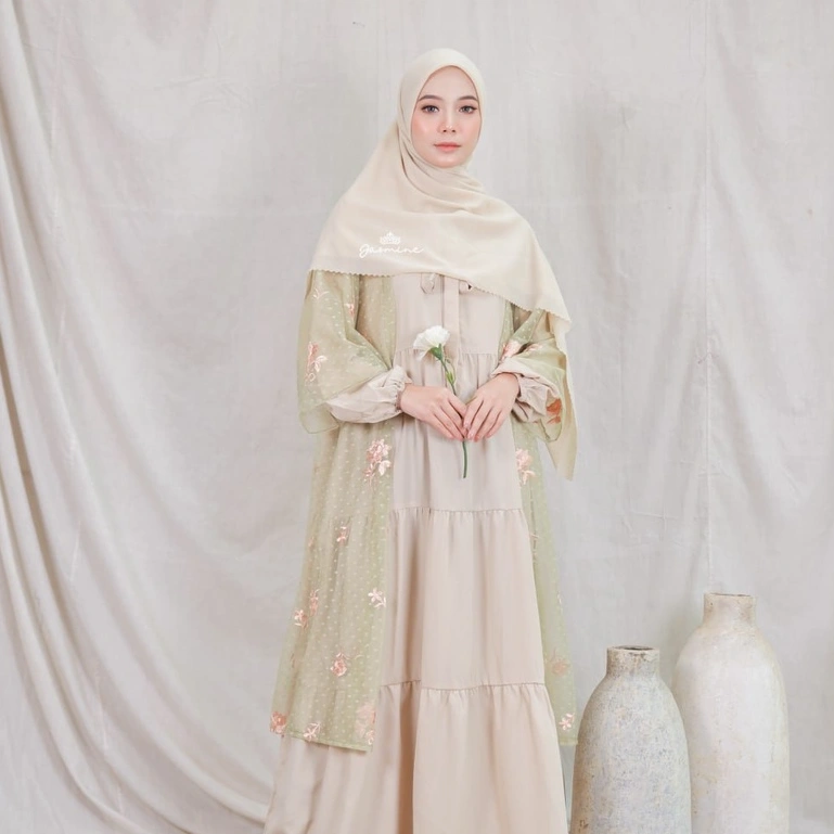 Jasmine - Sarah Outer Floral Embroidery