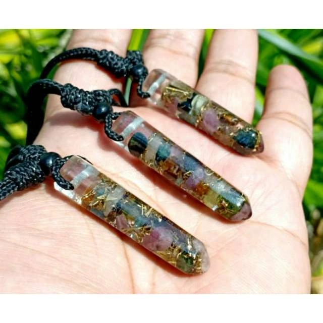 MAGIC CHARM CRYSTAL SCALAR PENDANT