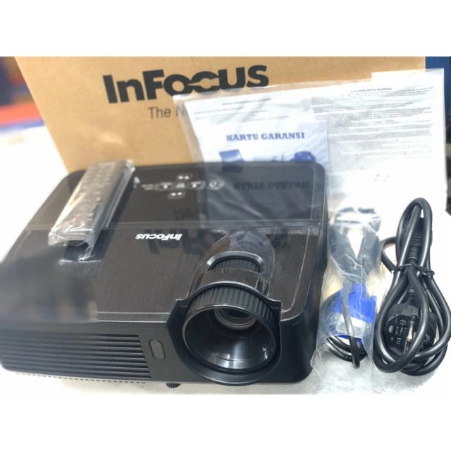 Proyector infocus in114