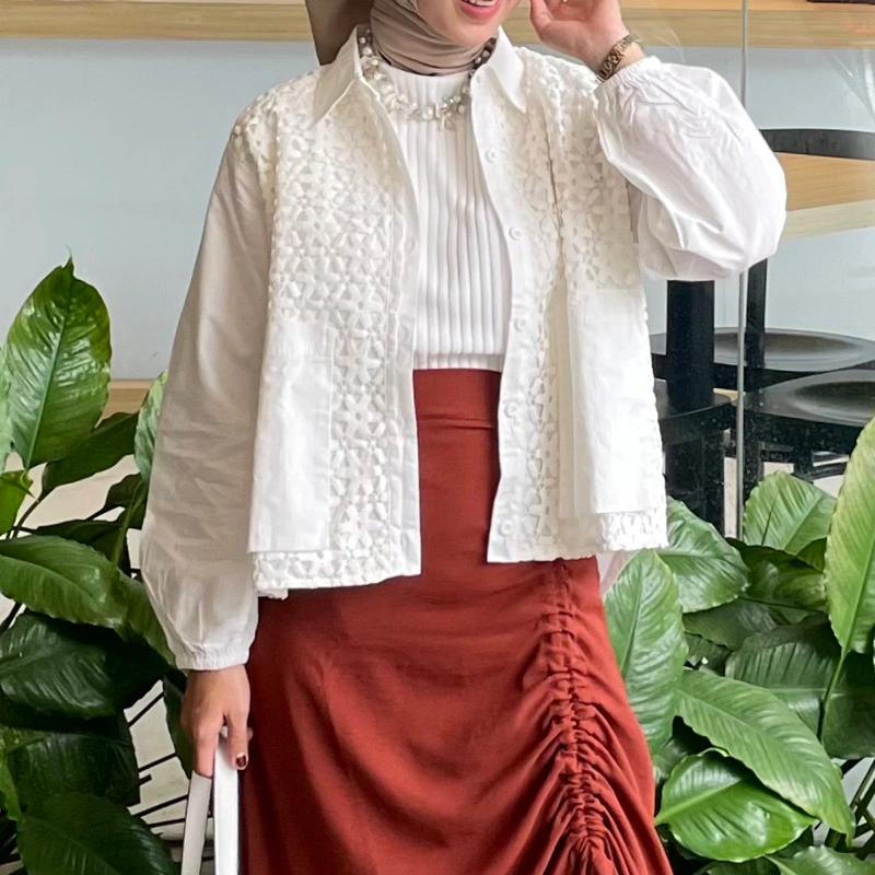 Flower Lace Shirt // Kemeja Wanita [ bibbi ]