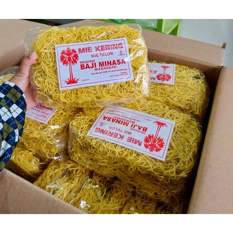 Mie Kering Makassar Mie Titi Bajiminasa 500 gram