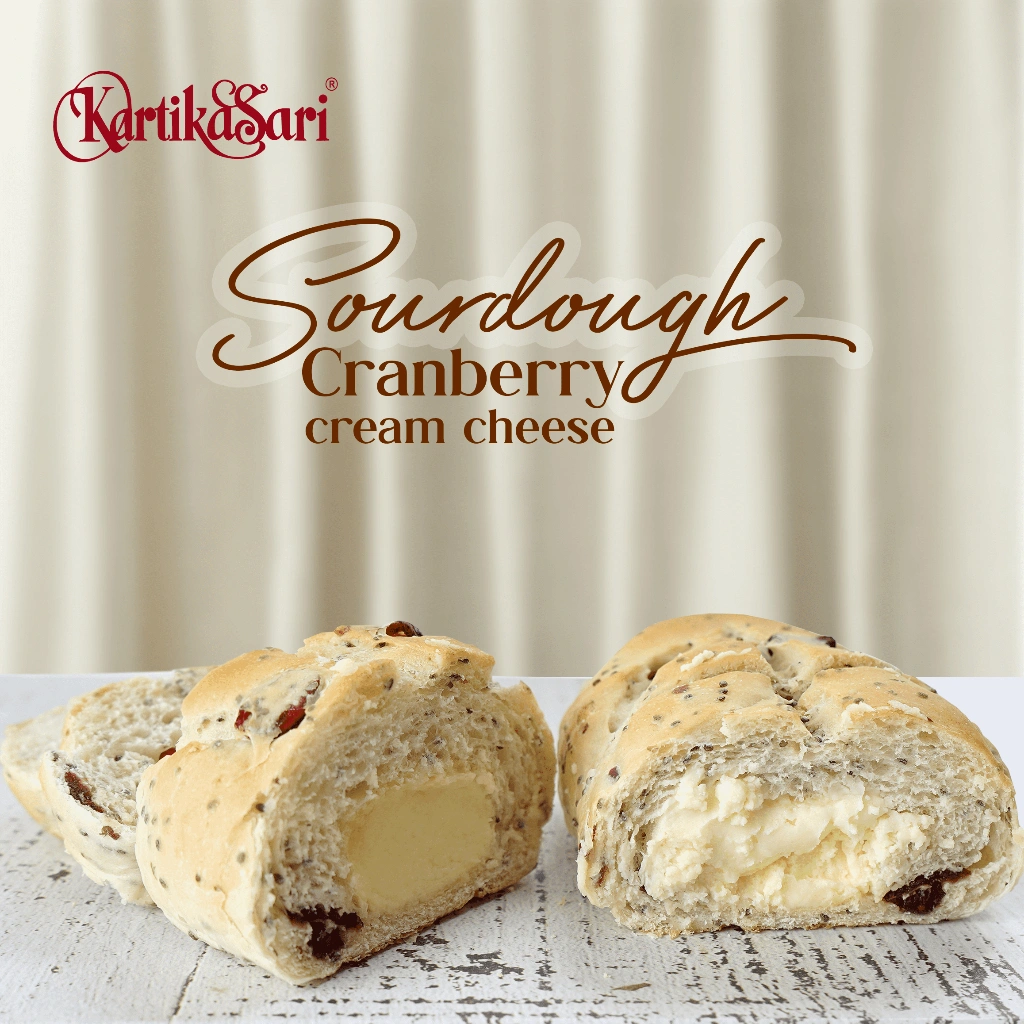 Kartika Sari Roti Cranberry Cream Cheese Sourdough Bread, 145 Gram