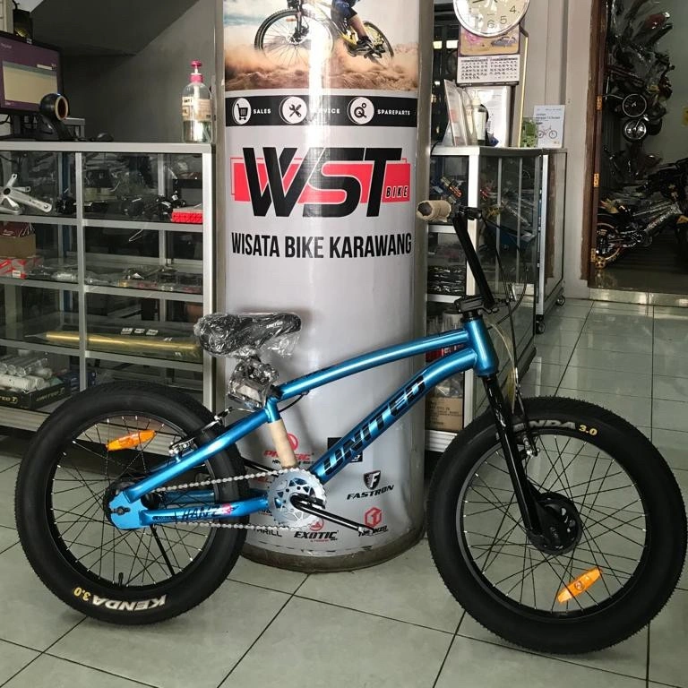 SEPEDA BMX 20 UNITED HANZO NEW MODEL