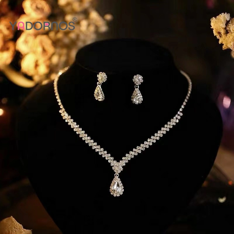YADORNOS Set Kalung Wanita - Kalung dan Anting Berbentuk Tetesan - Tatahan Berlian Kristal Berkualitas Tinggi - Aksesori Indah Gaya Mewah Ringan