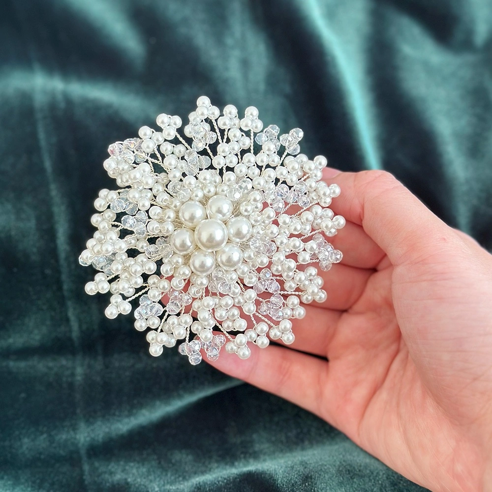 Helen Premium Handmade Pearl Flower Brooch/ bros / Pin / Peniti