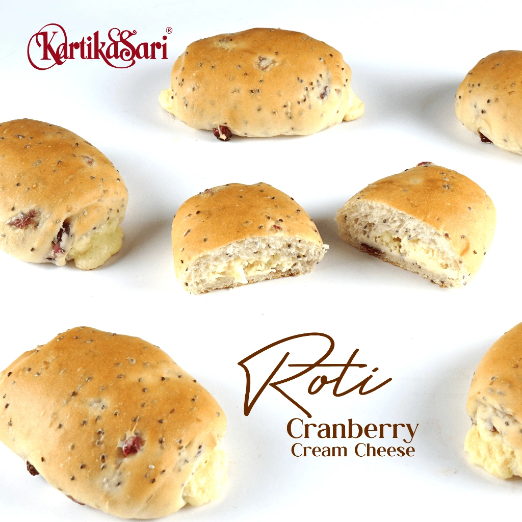 Kartika Sari Roti Cranberry Cream Cheese Bread, 8 Pcs