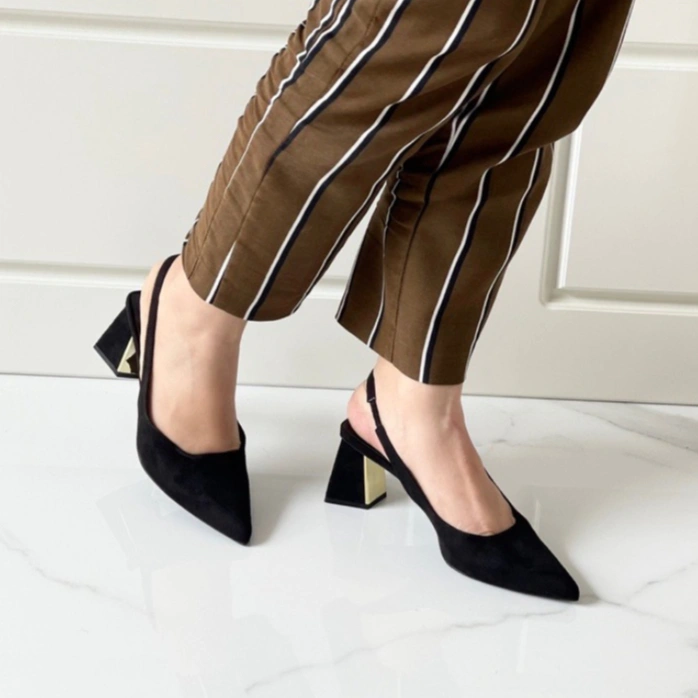 Sepatu ZR-172 Block Heels