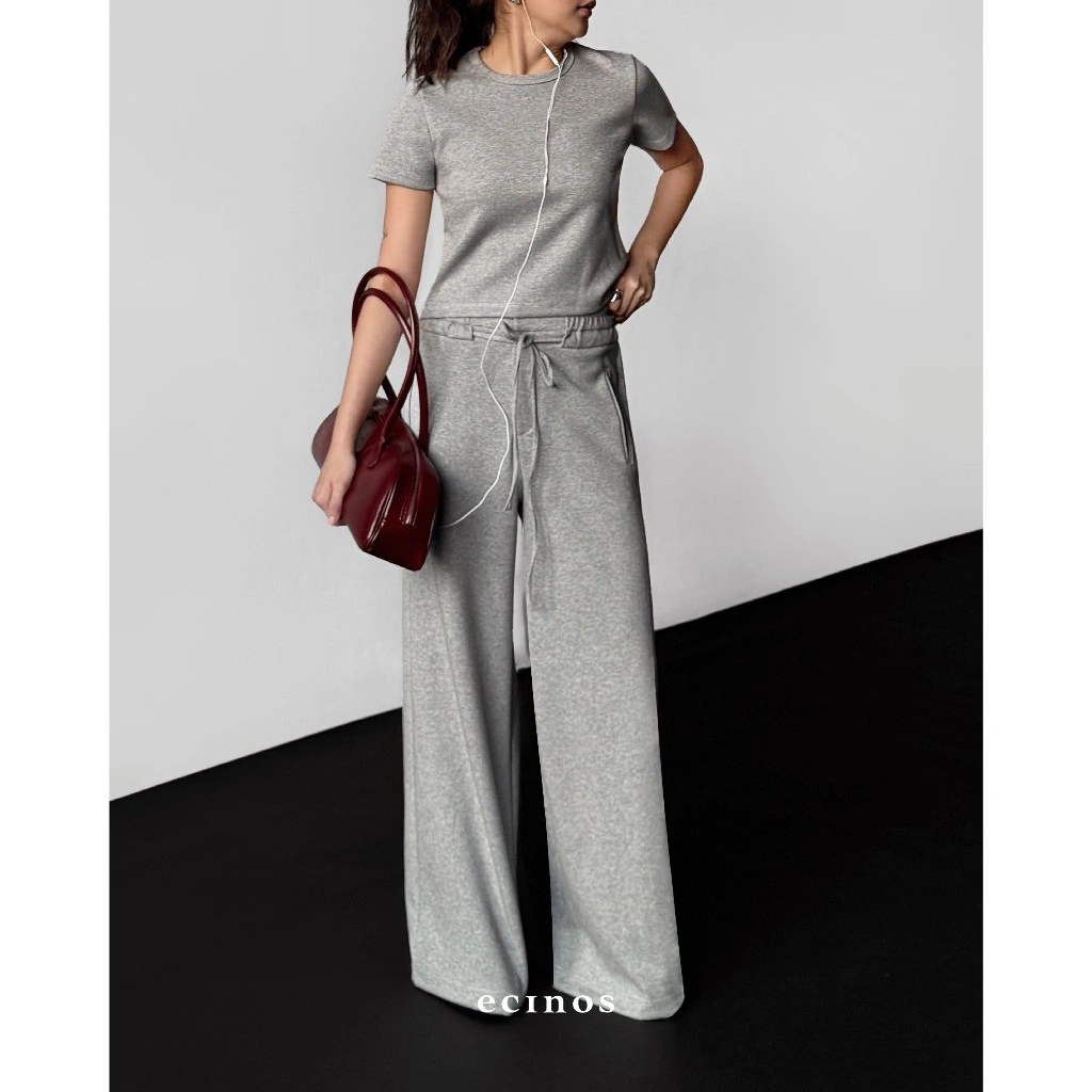 ECINOS - CORE Boxy Heavyweight T-shirt | Atasan Wanita | Kaos Wanita