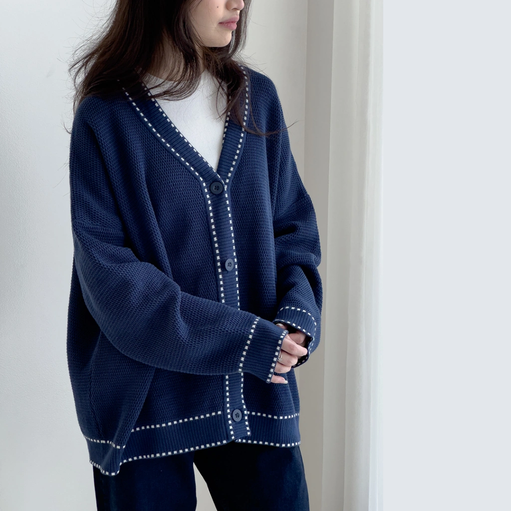InKano Thames Outer - Outerwear wanita knit cardigan wanita dengan details dash dan kancing