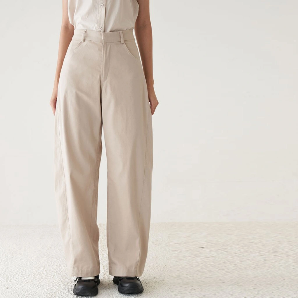 InKano Barrel Pants - Celana panjang wanita dengan cutting barrel dan bahan katun