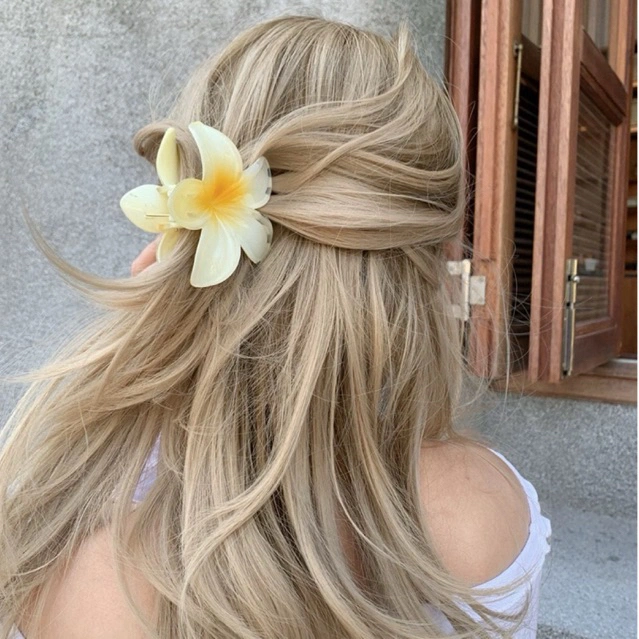 Jepit Rambut Bunga Kamboja / Jepitan Rambut Bunga Kamboja / Plumeria Flower Hair Claw Pastel / Flower Hair Clip