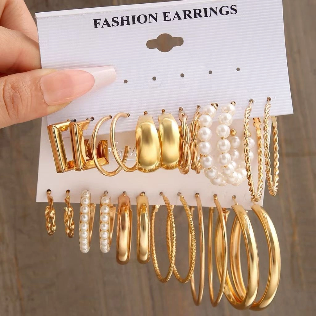 6 Set Anting Hoop Kotak Emas Perak Elegan Isi Banyak Set Anting Hoop Studded Earrings / Anting Hijab