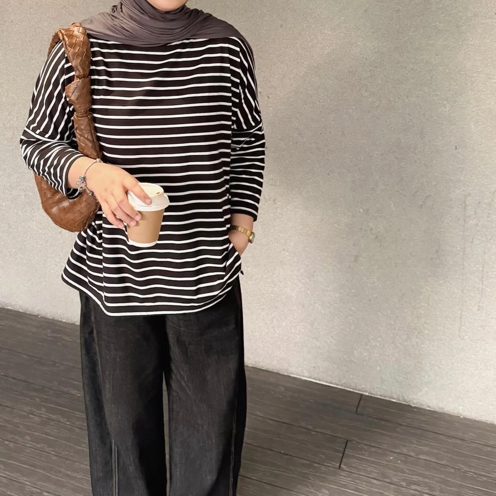 NEVAA.ID - KARA STRIPE TSHIRT OVERSIZE - kaos stripe oversize - kaos oversize - kaos stripe terlaris