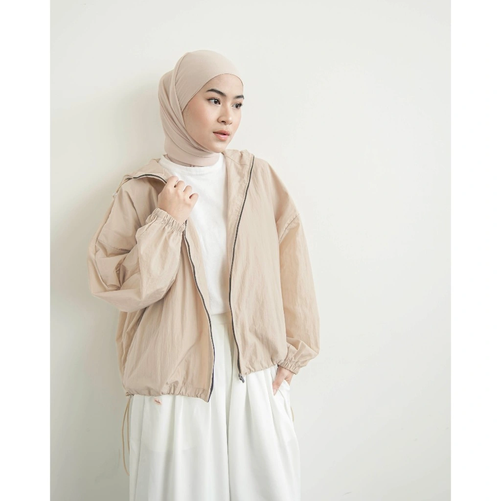 MISTYVORI | Nola Jaket Wanita Bahan Parasut Crinkle Ringan Stylish Outer Casual Hijab Friendly
