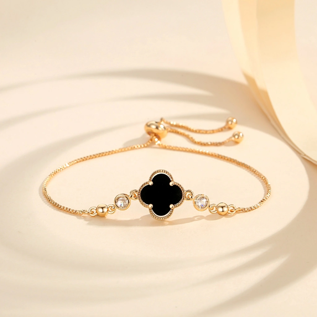 Lanme Jewelry Gelang Serut Lapis Emas Kristal Semanggi Empat Daun Wanita Dewasa Aksesori Fashion Korea Baja Tahan Karat Anti Pudar Gelang Serut Wanita LM607