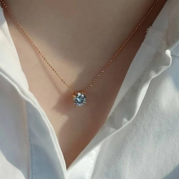 La Vienne - Daisha - Liontin dan Kalung Titanium Wanita Anti Karat - Perhiasan Perempuan Mewah dan Elegan - Gold Silver Rosegold