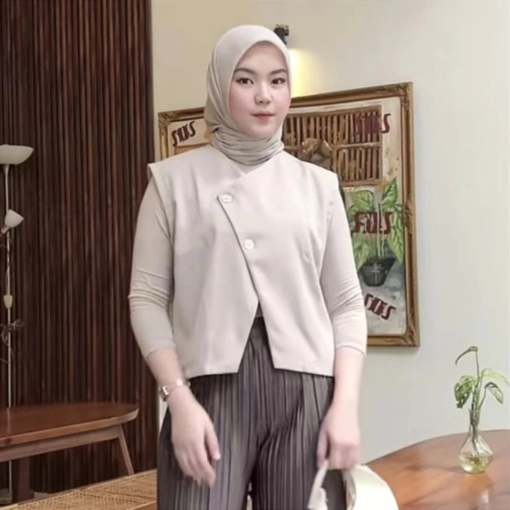 Cadenza Vest Premium Rompi Wanita Terbaru