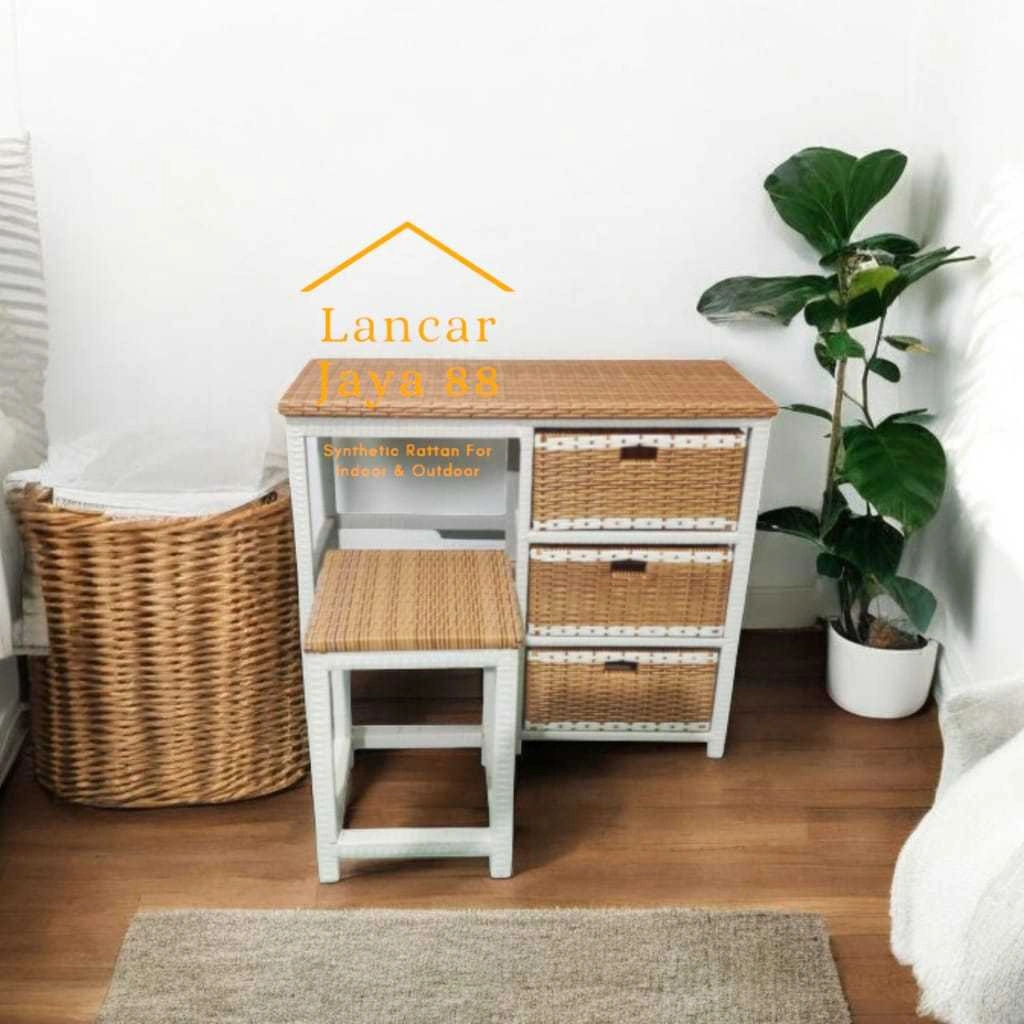 Meja Belajar Anak Minimalis Rotan Sintetis