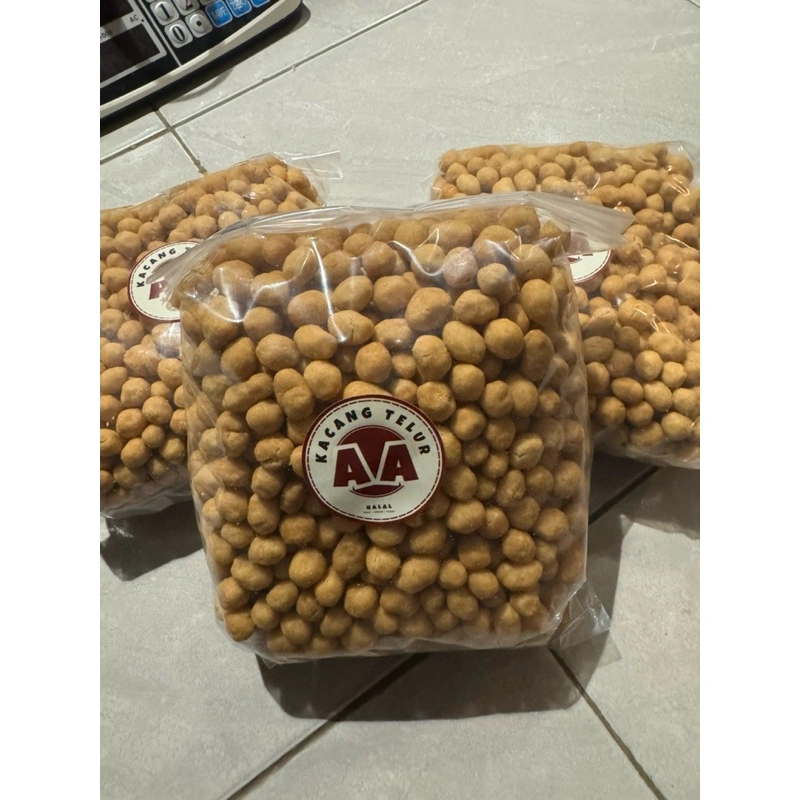 kacang telur AA. isi 1 kg bersih
