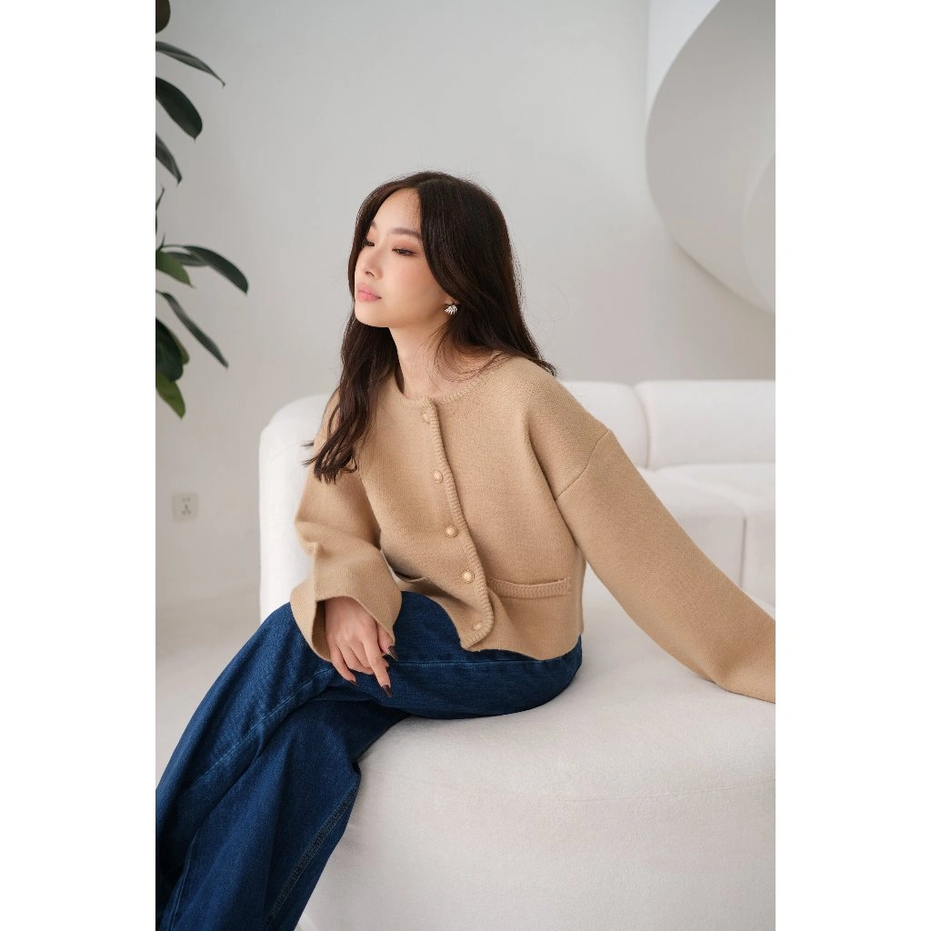 Kiyorawears - Fall Outer Knit Top / Premium Knit Sweater / Cardigan Wanita / Cardigan Rajut / Elegant Top with Gold Buttons / Atasan Wanita Kekinian / Baju Atasan Wanita Terbaru / Jaket Wanita / Atasan Rajut Lengan Panjang / Outer Korean Style