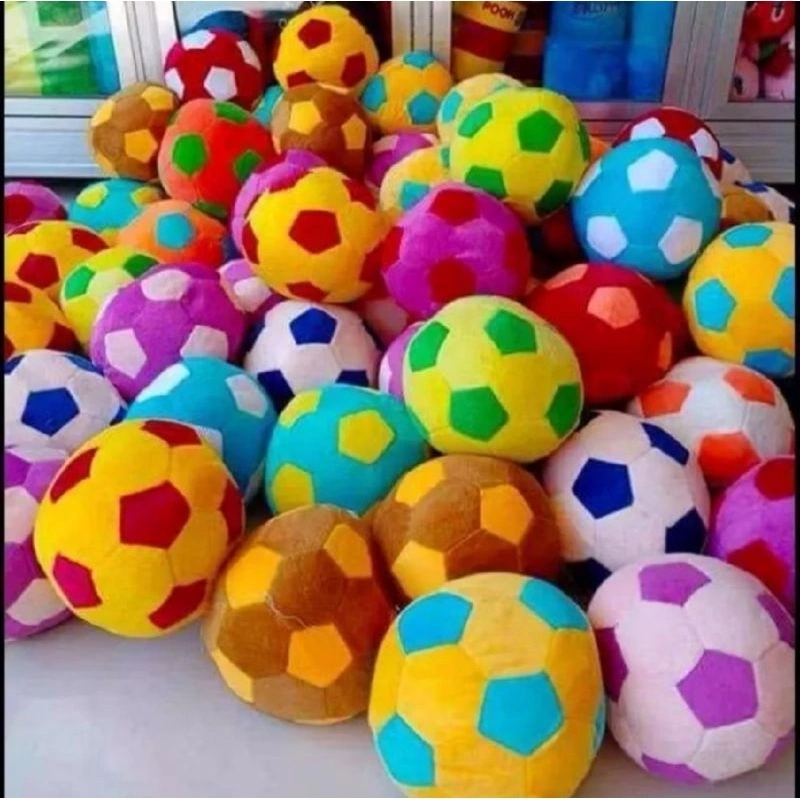 Boneka Bola Mainan Bola Kerincing Diameter 20 Cm Bahan Velboa Warna Random