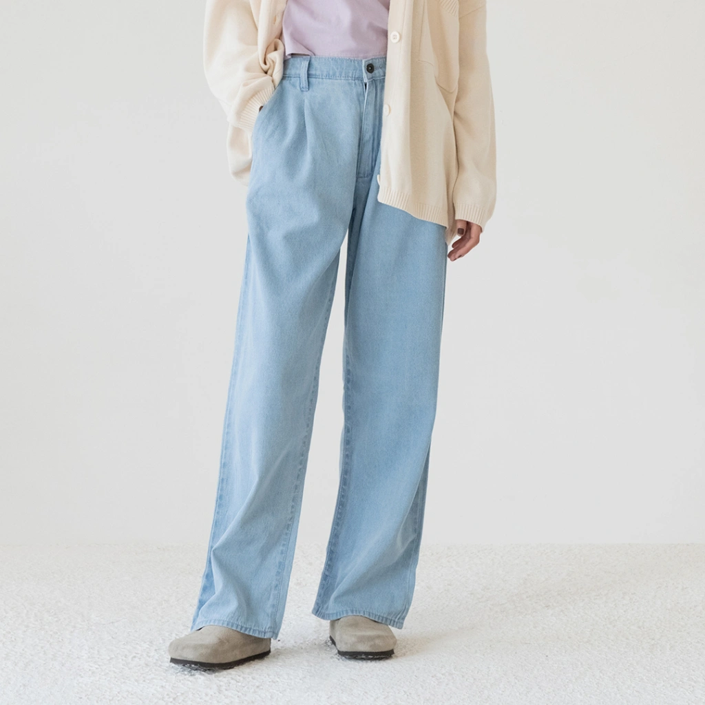 InKano Alpine - Celana denim wanita relaxed fit dengan elastic di bagian belakang