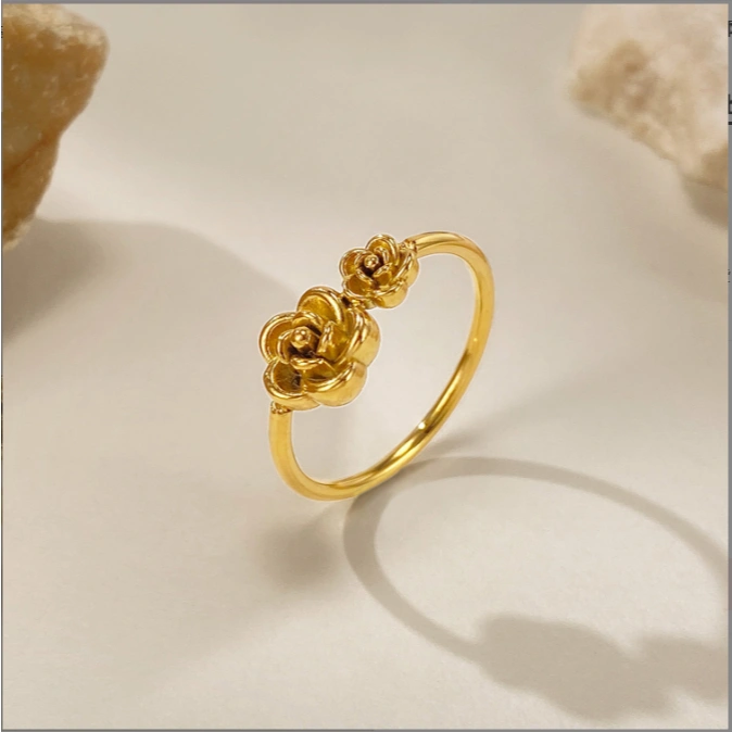 Girlie ACC - Cincin Bunga Mawar Titanium Steel Emas - Elegan & Romantis, Anti Karat Selamanya - Perhiasan Minimalis, Tahan Lama, dan Anti Luntur