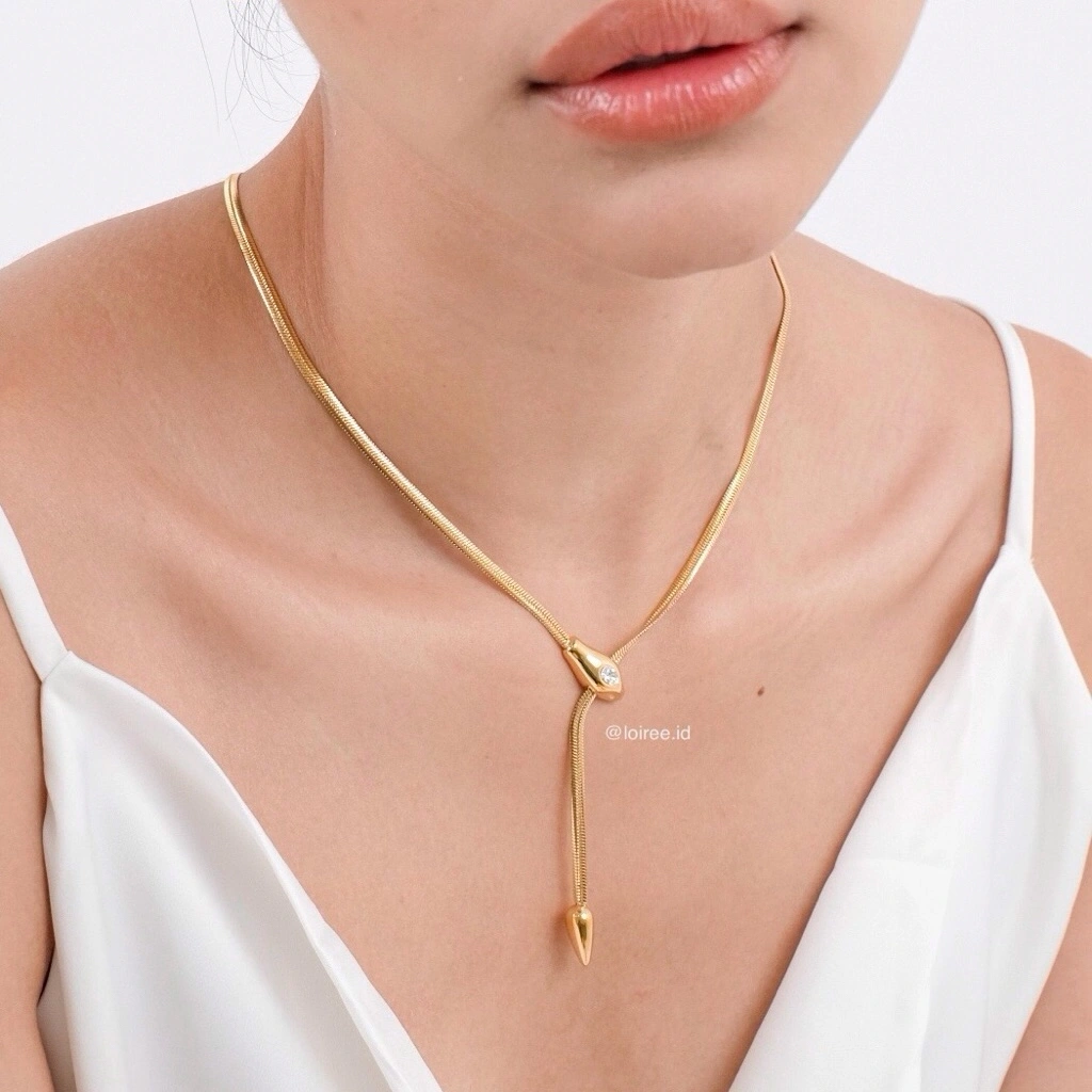 LOIREE - LENNOX Snake Pendant Necklace - Gold Plated