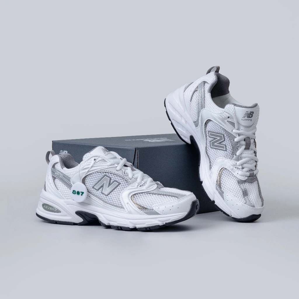New Balance 530 White Silver Metallic