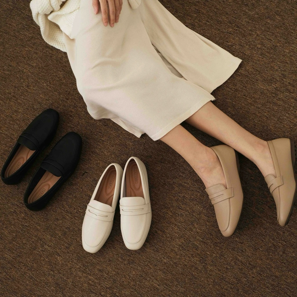 Nakedsol London Loafers (Black, Oat, Nude) Sepatu Loafers Unisex Santai Tertutup | Slip On Kerja Formal Netral Hitam