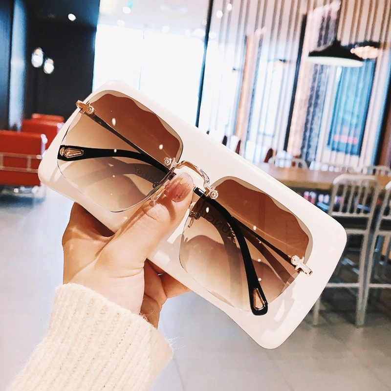 Kacamata Hitam Wanita Korea Tanpa Bingkai Oversized Frameless Sunglasses Import