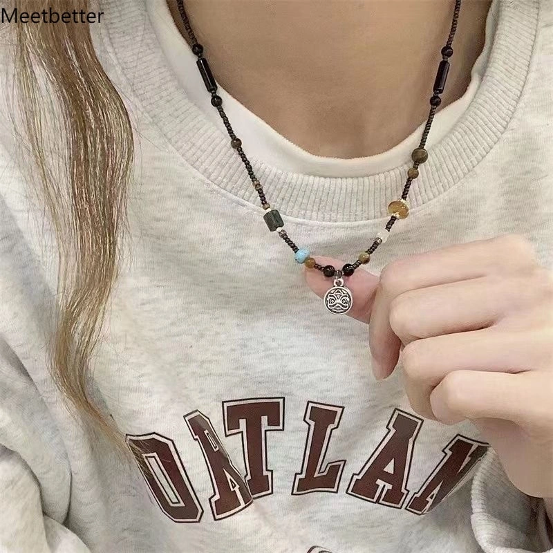 Medali Lion Dancing Necklace Pendant Necklace Women Vintage Beaded Clavicle Chain Necklace Untuk Aksesoris Wanita