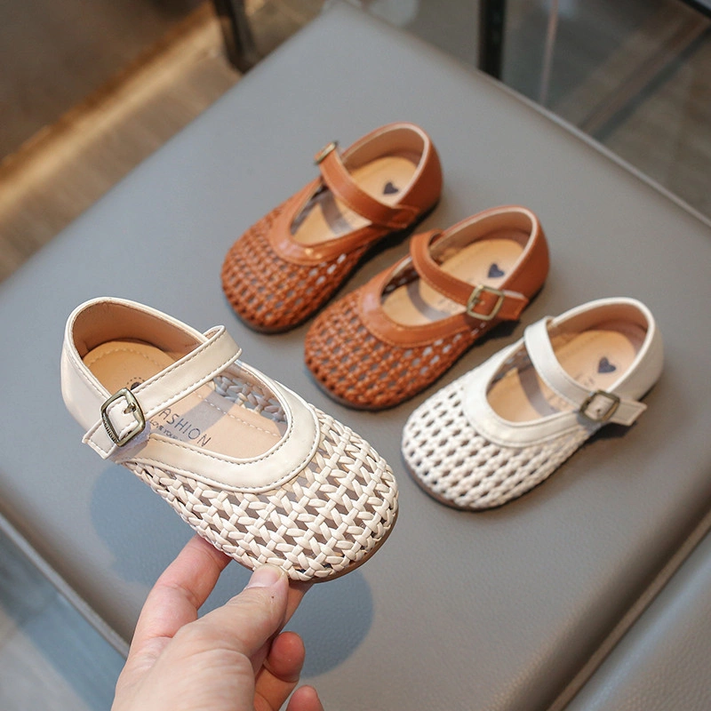 Sandal Anti Tabrakan Bayi Perempuan Tenun Gaya Korea Sepatu Anak Sol Lembut Kait & Lingkaran Berongga Sederhana Bergaya 2-12 Tahun