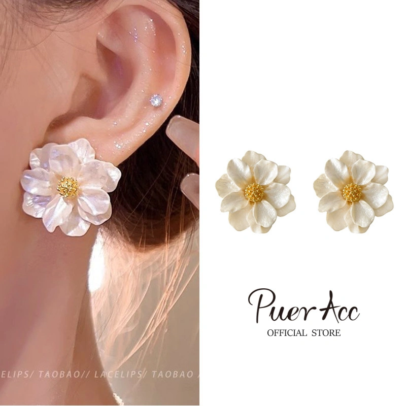 PuerAcc Anting Bunga Tusuk Motif Flower Gaya Untuk Wanita Perhiasan Vintage Minimalis Elegan Aksesoris Trendi Stylish P132