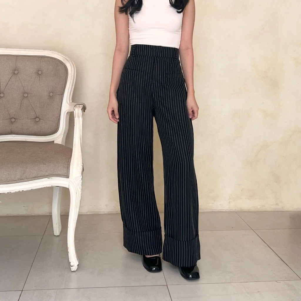 Her Official - BEOM PANTS / Highwaist Cullote Pants