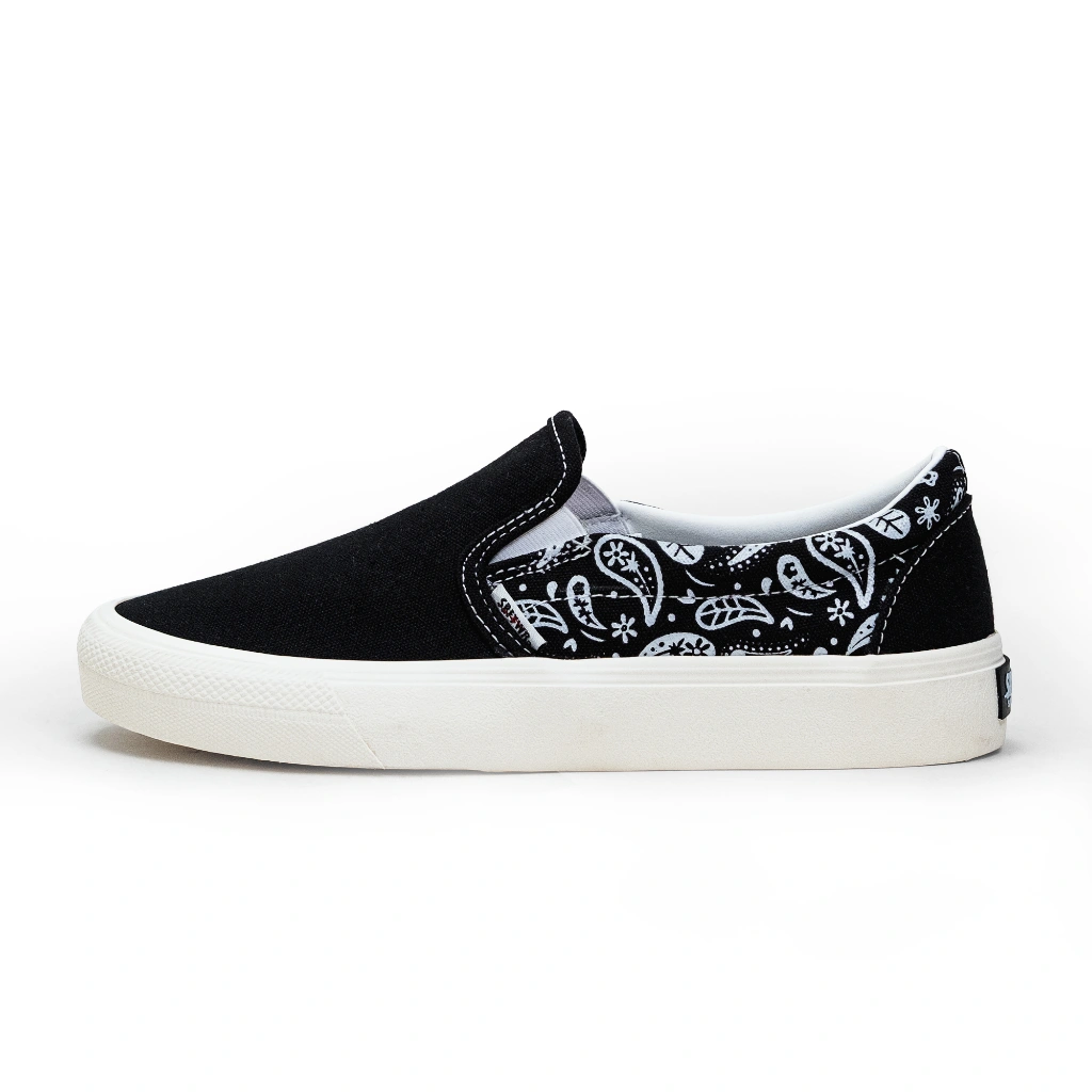 SABA Slip on Paisley Black White - Sepatu Sneakers Casual Pria Wanita Original 100% PSL 01