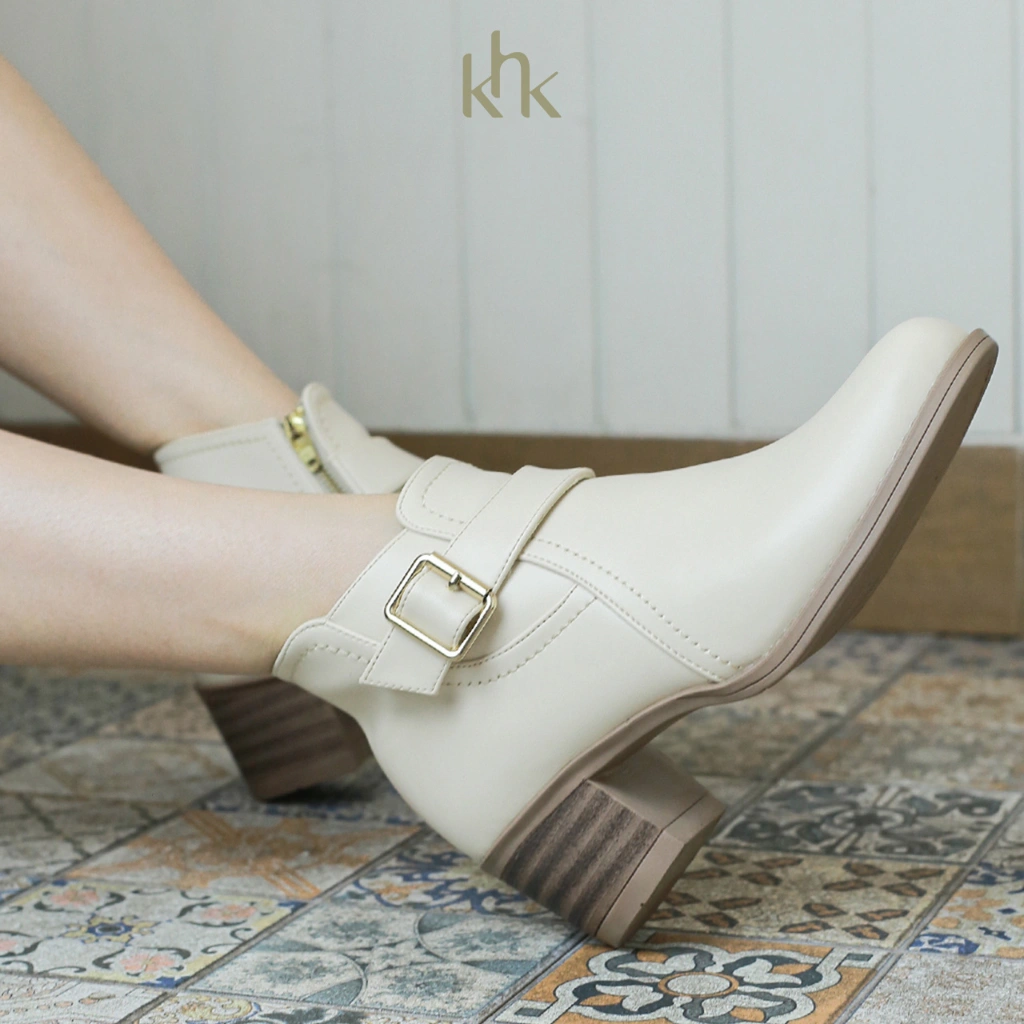 KHK by Khakikakiku Jessie Cream Boots