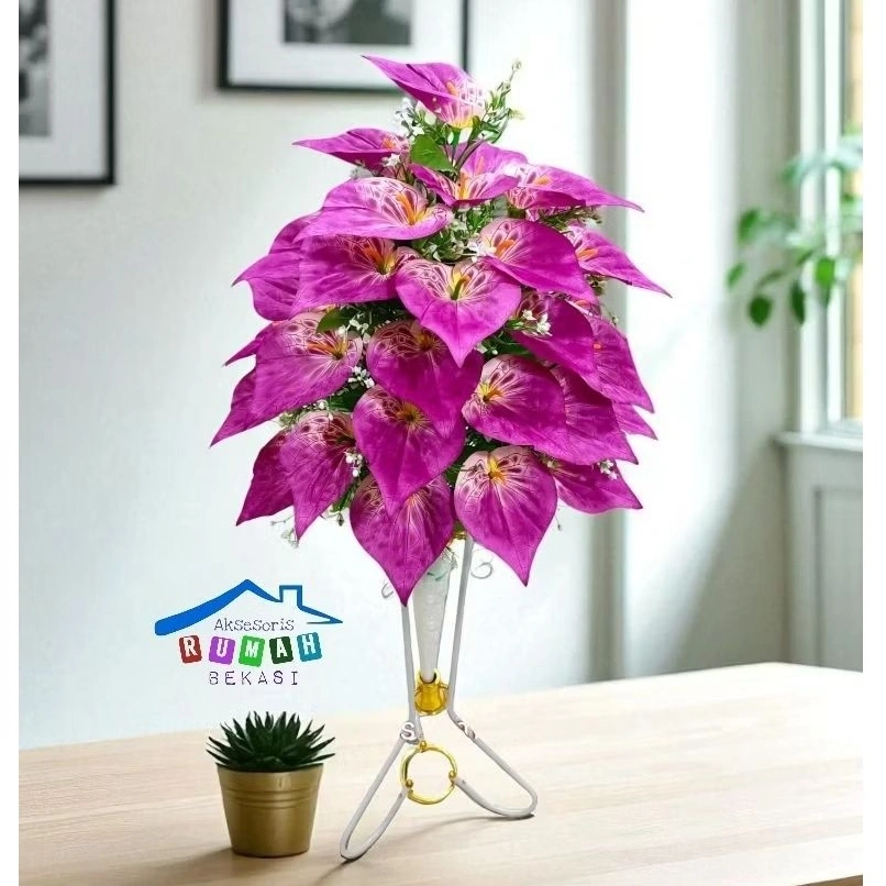 RANGKAIAN BUNGA ARON PANDA 36 KUNTUM DENGAN POT STANDING BESI