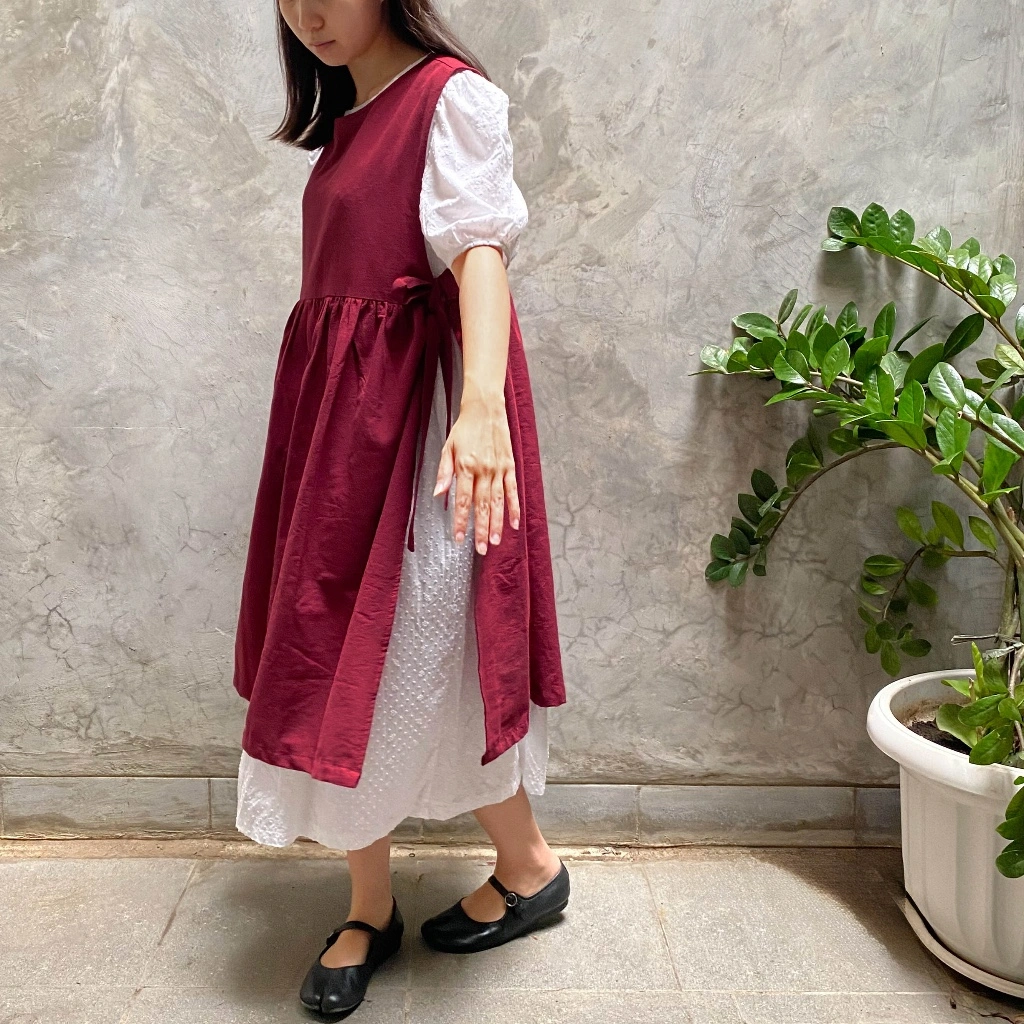 Linen Apron Dress by mnw.curated (Apron/Celemek Pinafore Dress Masak Gaya Korea Jepang)