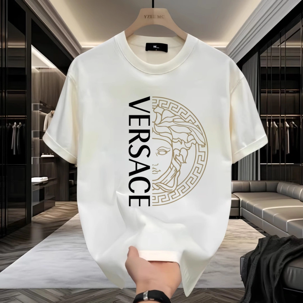 Kaus Pria VERSACE, Kaus Lengan Pendek VERSACE Versi Premium Pertama Musim Panas, Merek Fashion Stasiun Eropa 280G Atasan Kaus Cetak VERSACE Serbaguna Katun Murni