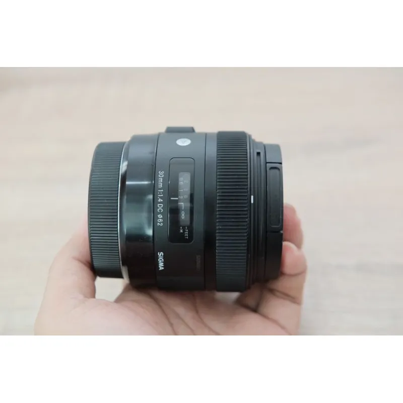 Sigma 30mm f1.4 DC ART lensa kamera DSLR Canon