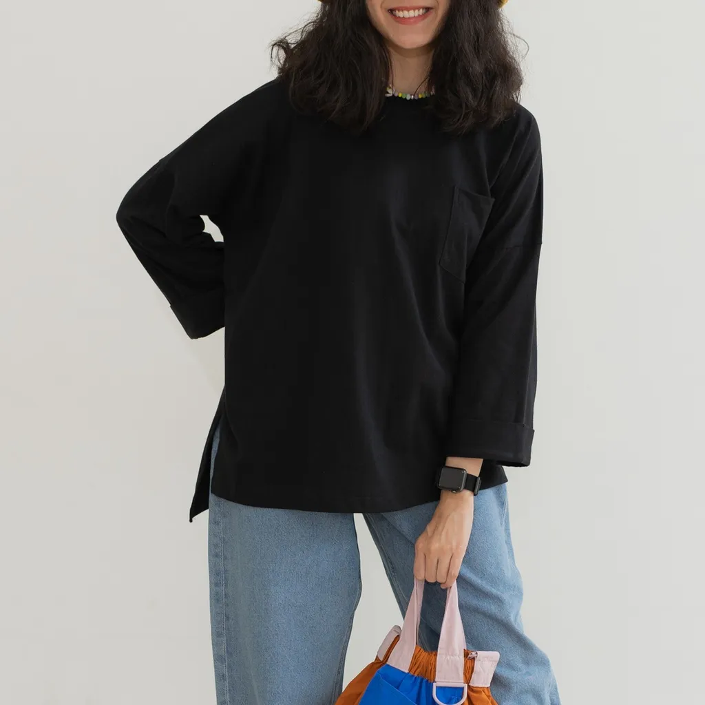 ANSSY - Rumi Oversize Pocket Tshirt Black - Kaos Lengan Panjang Wanita